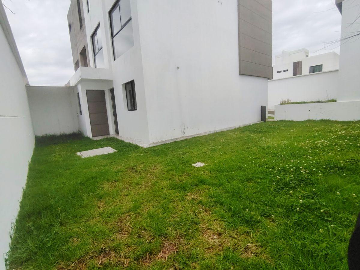 Casa Vip por Estrenar Sector Calderón Dentro de Conjunto Habitacional — imagen 10