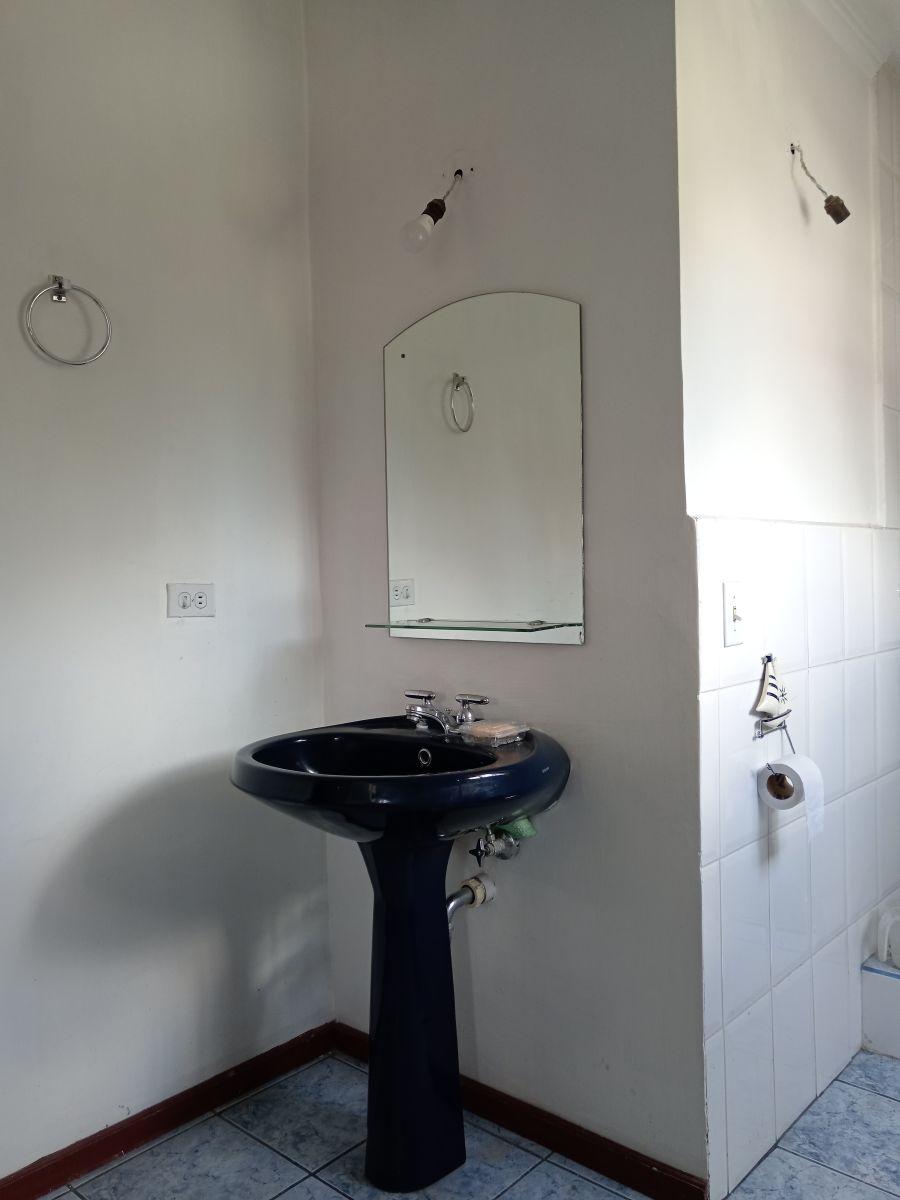 Casa con 200 m² Terreno, 4 Recámaras en Venta, La Armenia — imagen 3