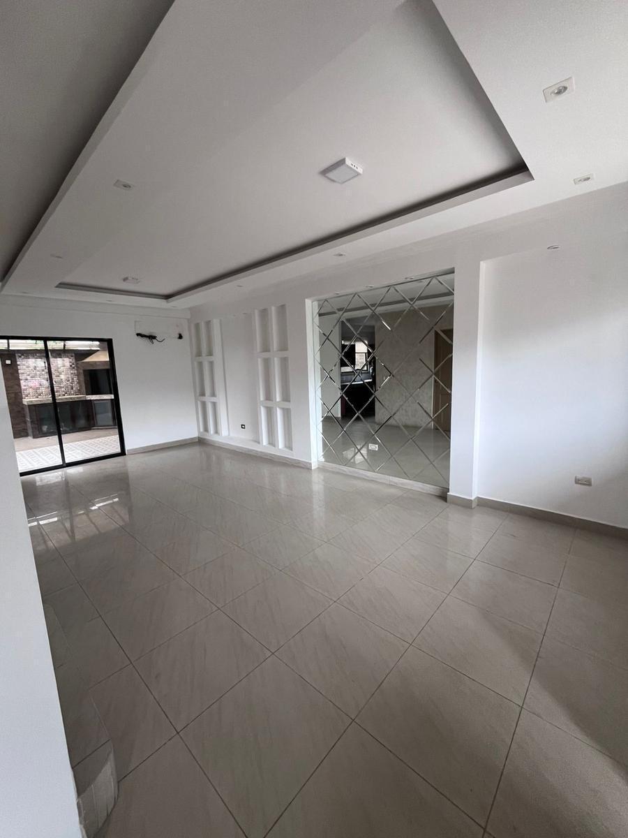 Venta de Casa 2 Plantas con Jacuzzi en Urbanizacion Milán Etapa Turín - Ands, Guayas — imagen 8