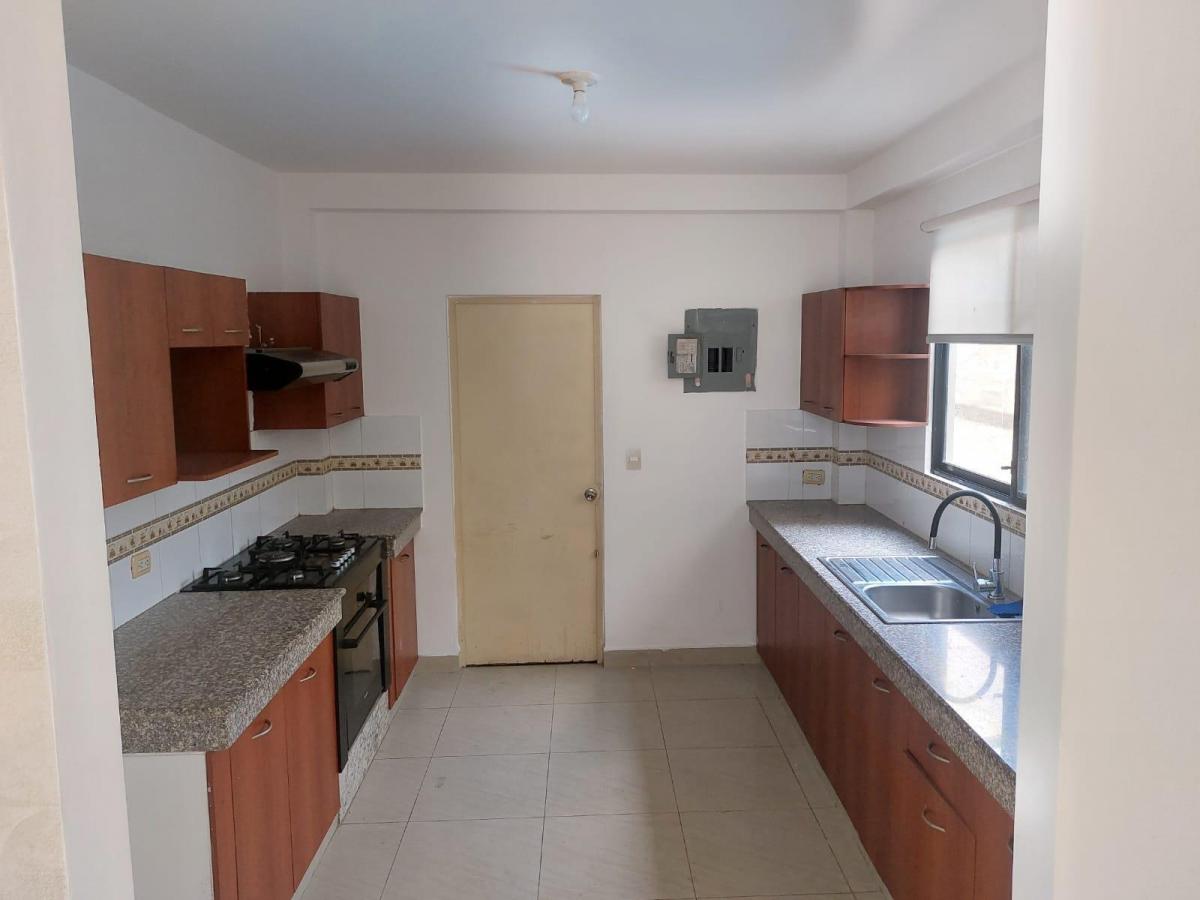 Venta de Casa 2 Plantas con Jacuzzi en Urbanizacion Milán Etapa Turín - Ands, Guayas — imagen 6