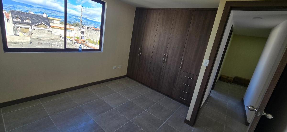 Se Vende Departamento en Conocoto — imagen 5