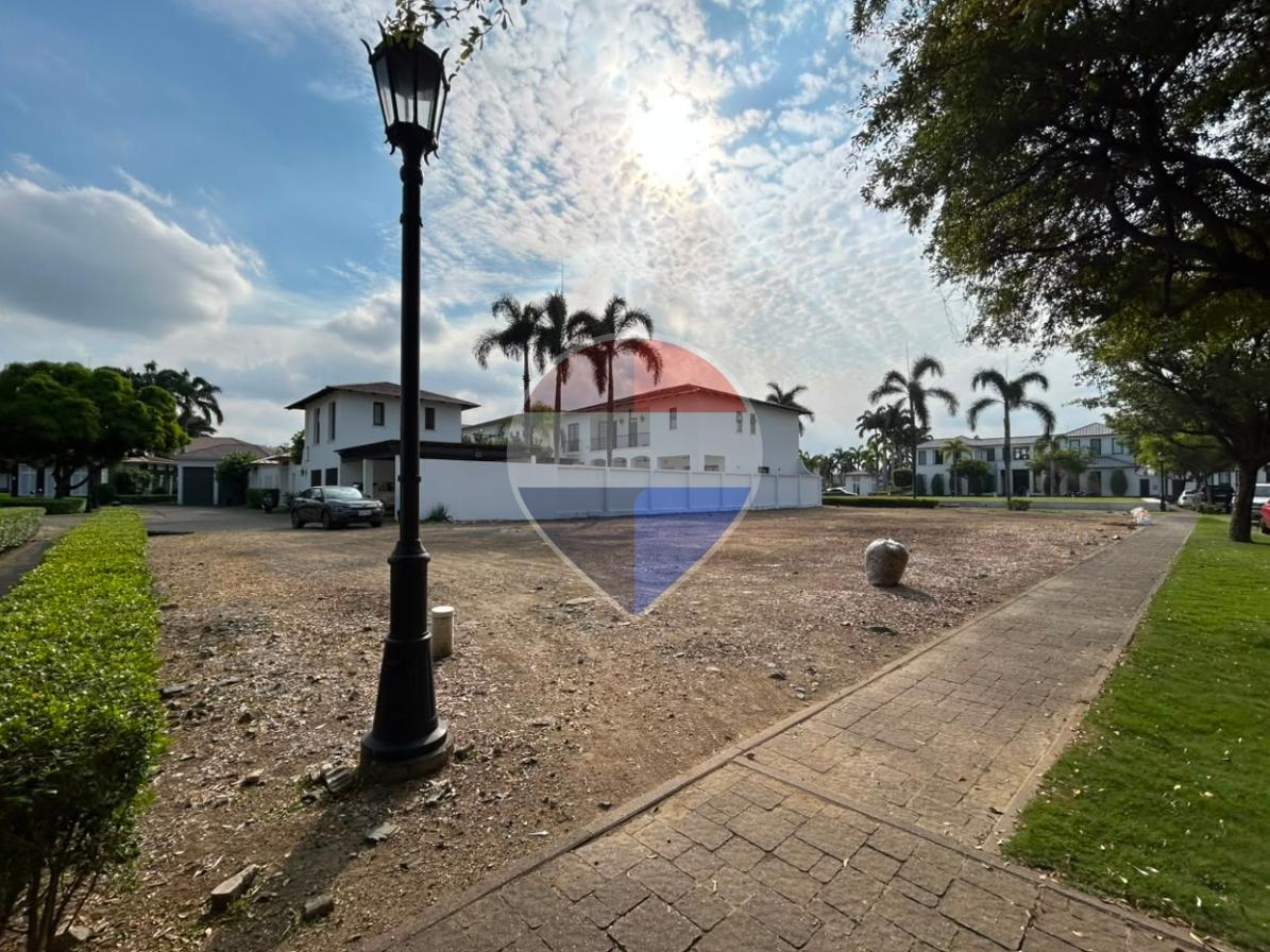 En Venta Terreno en Plaza Lagos - Samborondón Km5.5, Guayas — imagen 7