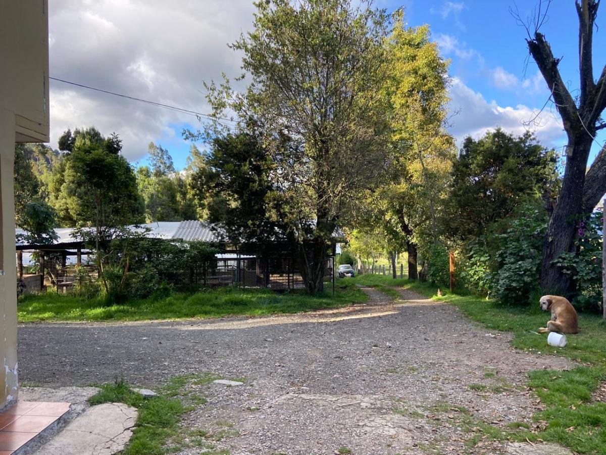 Terreno con Casa, en Chiquintad. 14 Mil m, Azuay — imagen 6