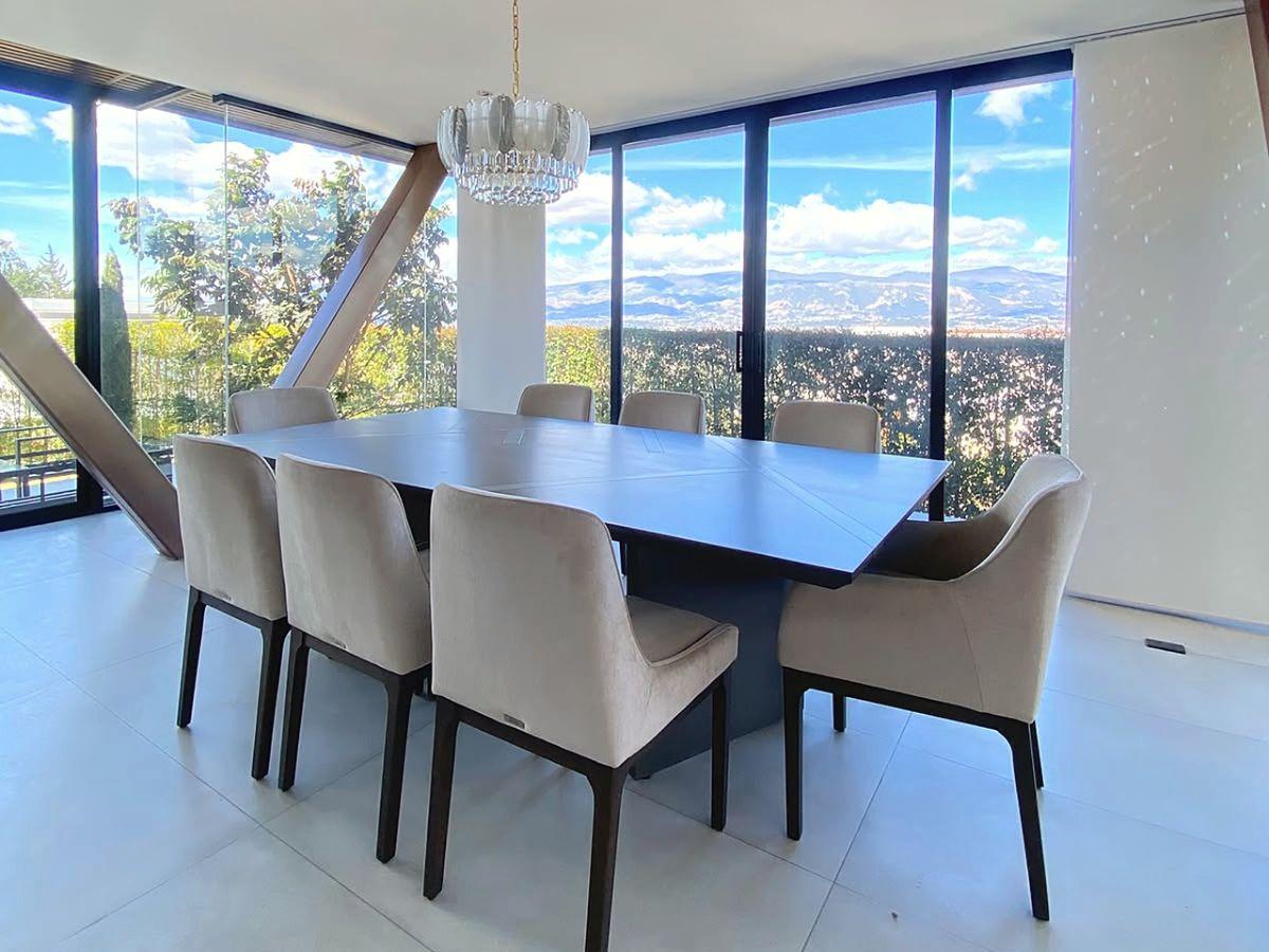 Casa en Venta · Mirácoli, Nayón · Vista Al Valle, 269 m² y Casa Club — imagen 7
