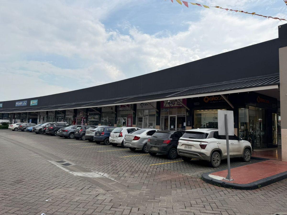 En Venta - Alquiler Local Comercial 41 m² - Plaza Comercial Oasis, Av Narcisa de Jesús, Guayas — imagen 10