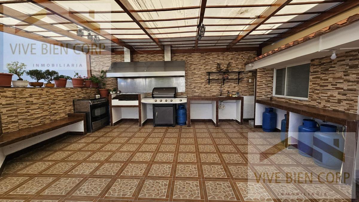 Venta Casa Independiente con Fin Comercial, Educación, Terapéutico o Vivienda en Calderón — imagen 8