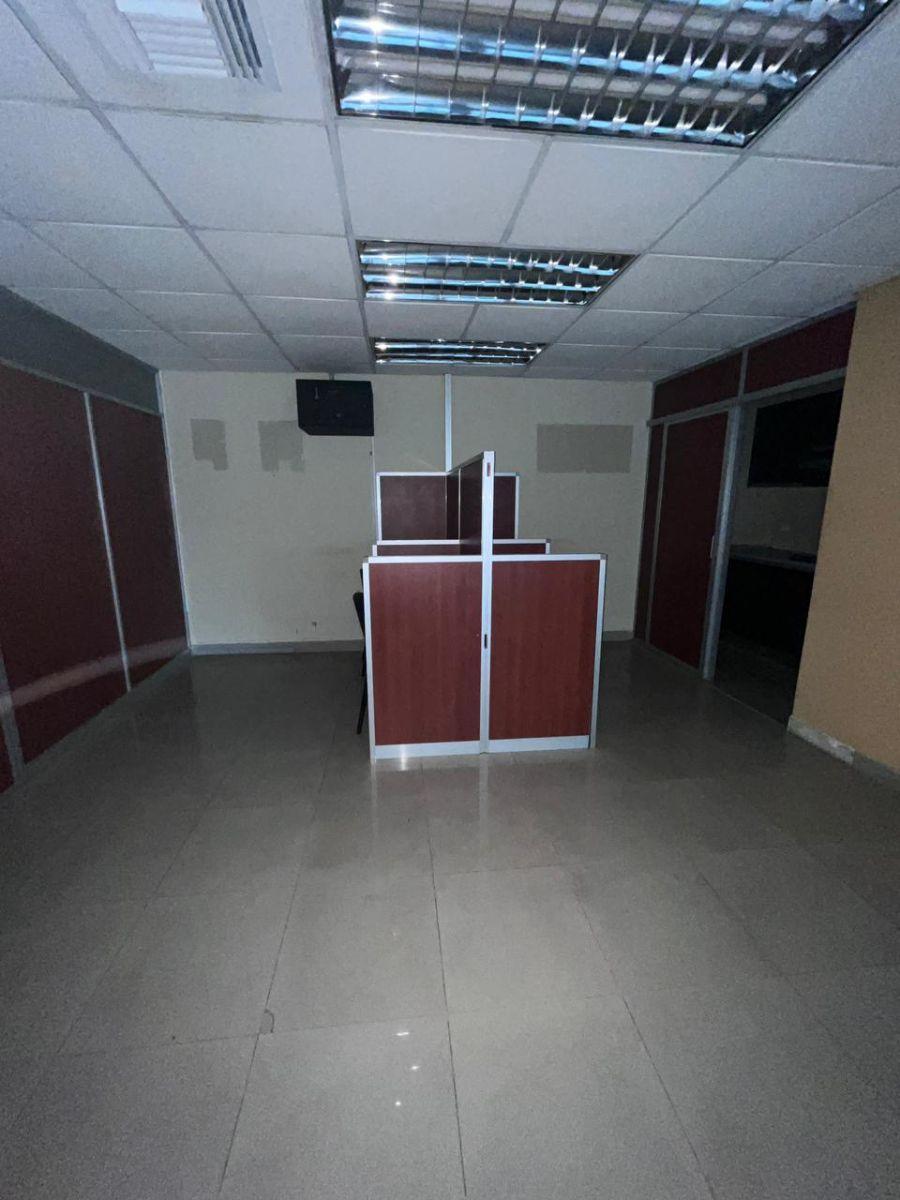 Oficina en Venta 75 m² - Amoblada - Parque Empresarial Colón - Guayaquil, Guayas — imagen 8