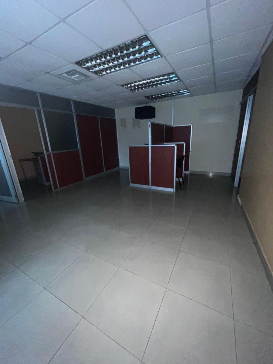 Oficina en Venta 75 m² - Amoblada - Parque Empresarial Colón - Guayaquil, Guayas — imagen 7