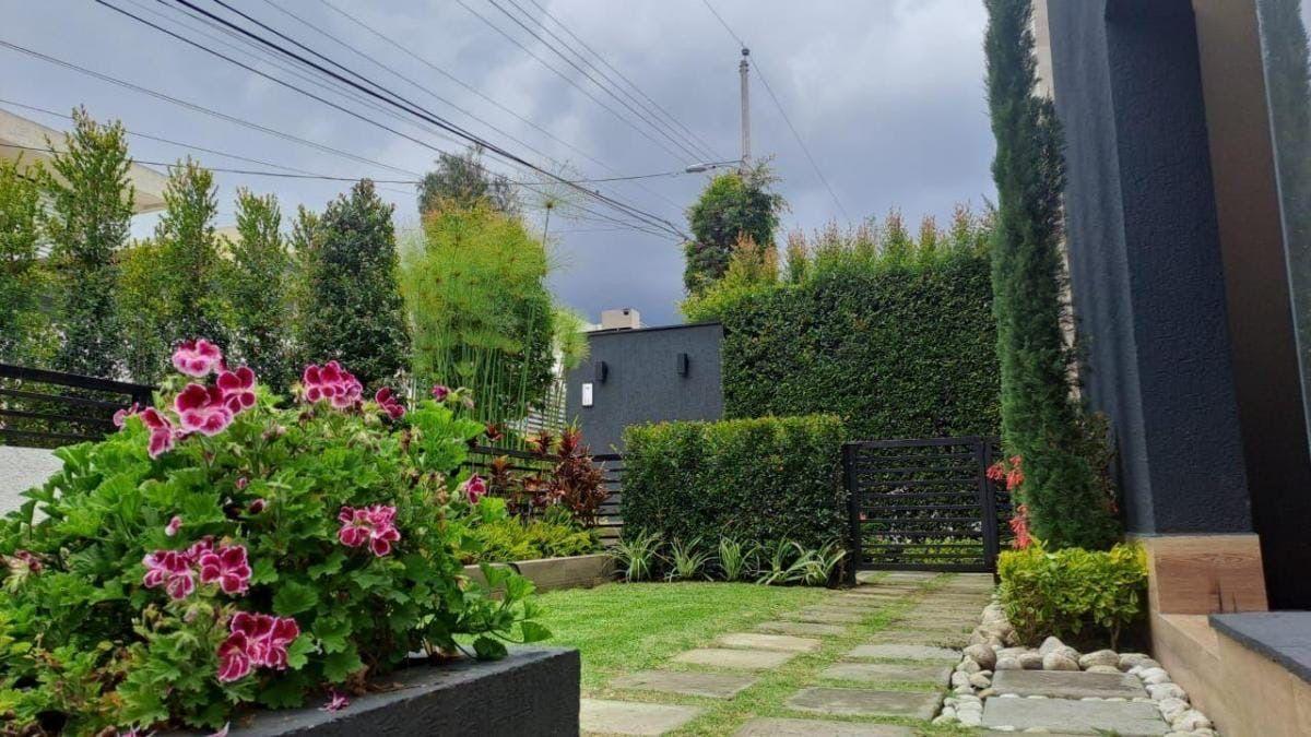 Vendo Espectacular Casa en La Viña Tumbaco — imagen 9