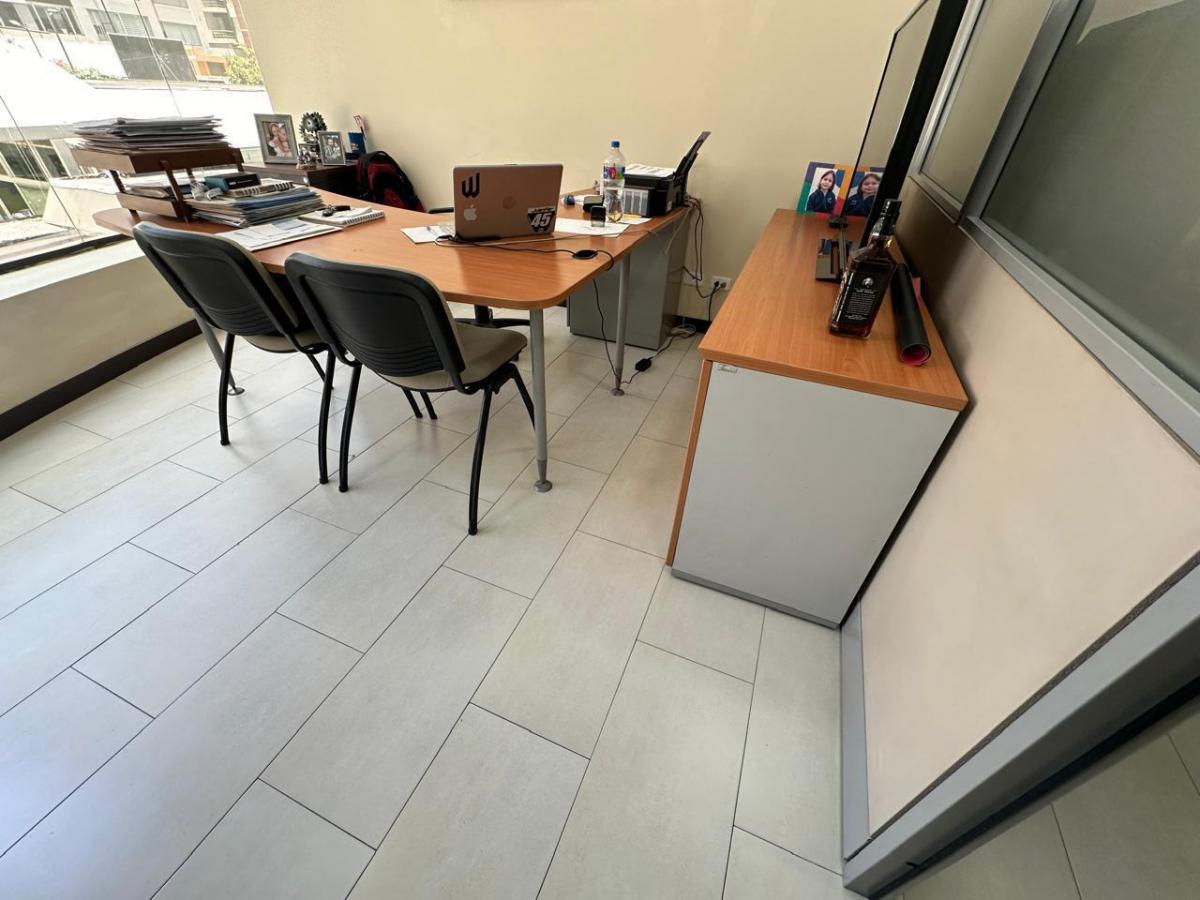De Renta Oficina Amoblada Republica del Salvador 125 m — imagen 8