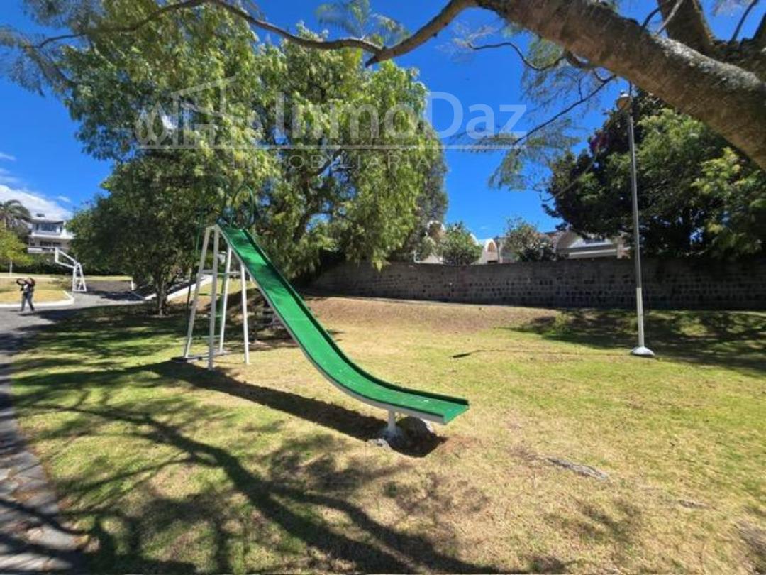 Vendo Terreno Ideal Para Construcctores en Cumbayá (Jacaranda) — imagen 6