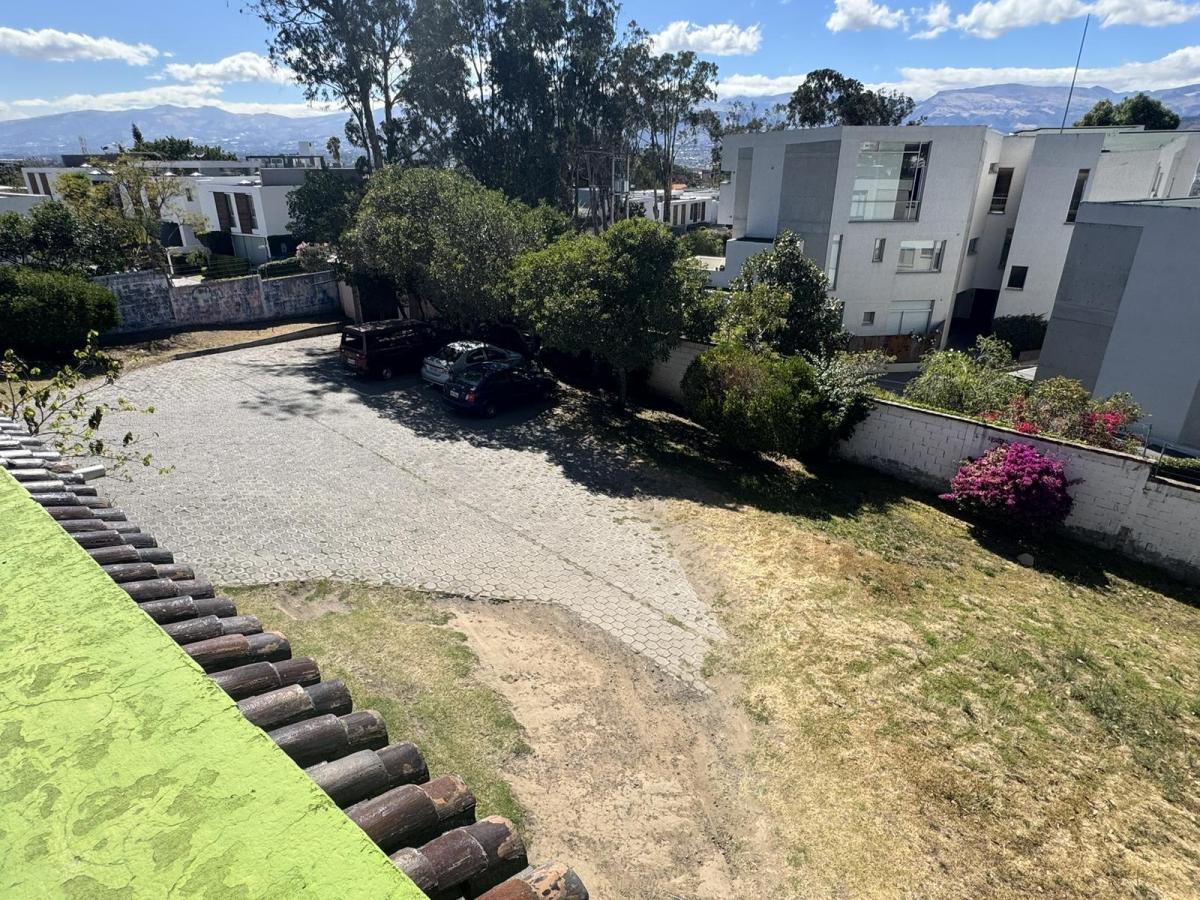 Venta Terreno de 4421 m² Excelente Ubicación en Cumbayá - Quito — imagen 8