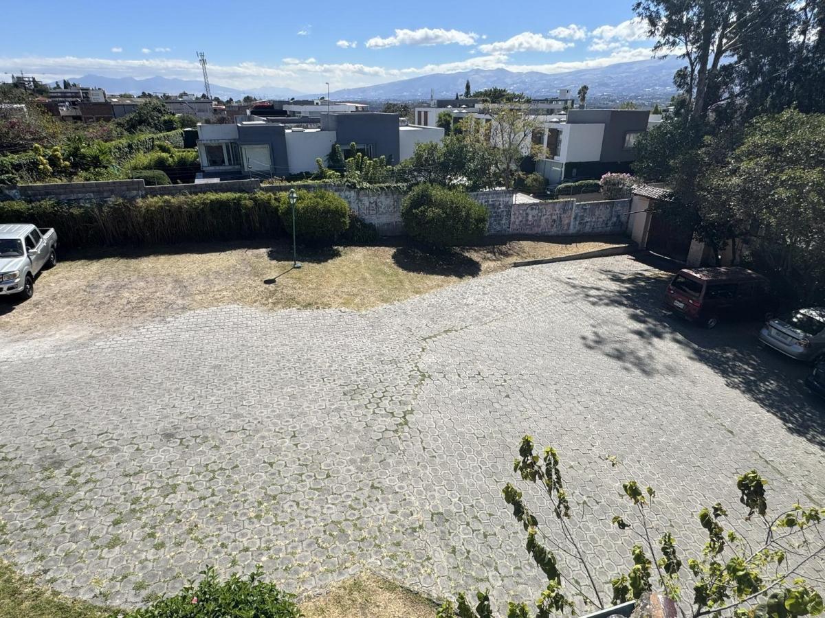 Venta Terreno de 4421 m² Excelente Ubicación en Cumbayá - Quito — imagen 6