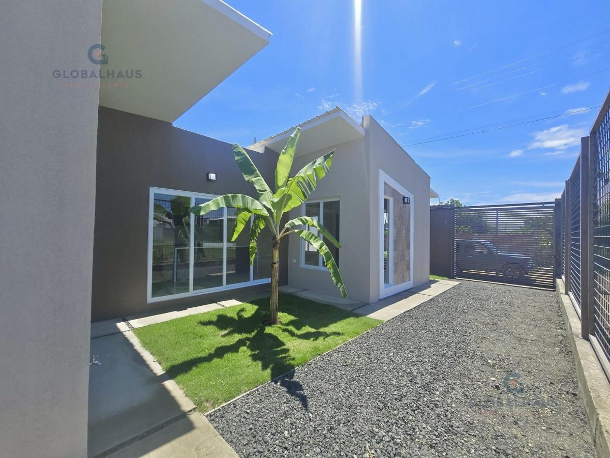 Casa en Venta con 3 Dorm. en Jaramijó A. G. Manabí — imagen 8