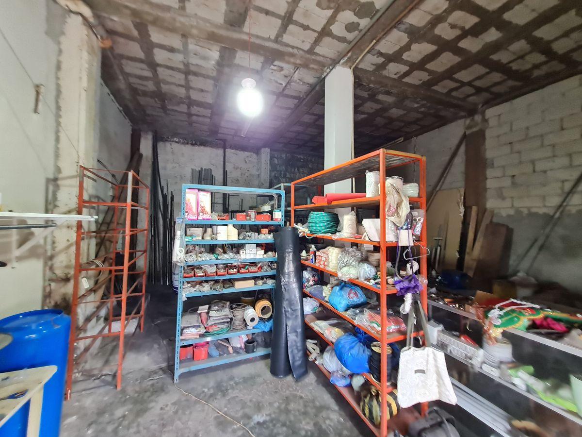 Propiedad en Venta Esquinera, Residencial y Comercial, 4 Locales - Av Domingo Comín, Sur Guayaquil, Guayas — imagen 4