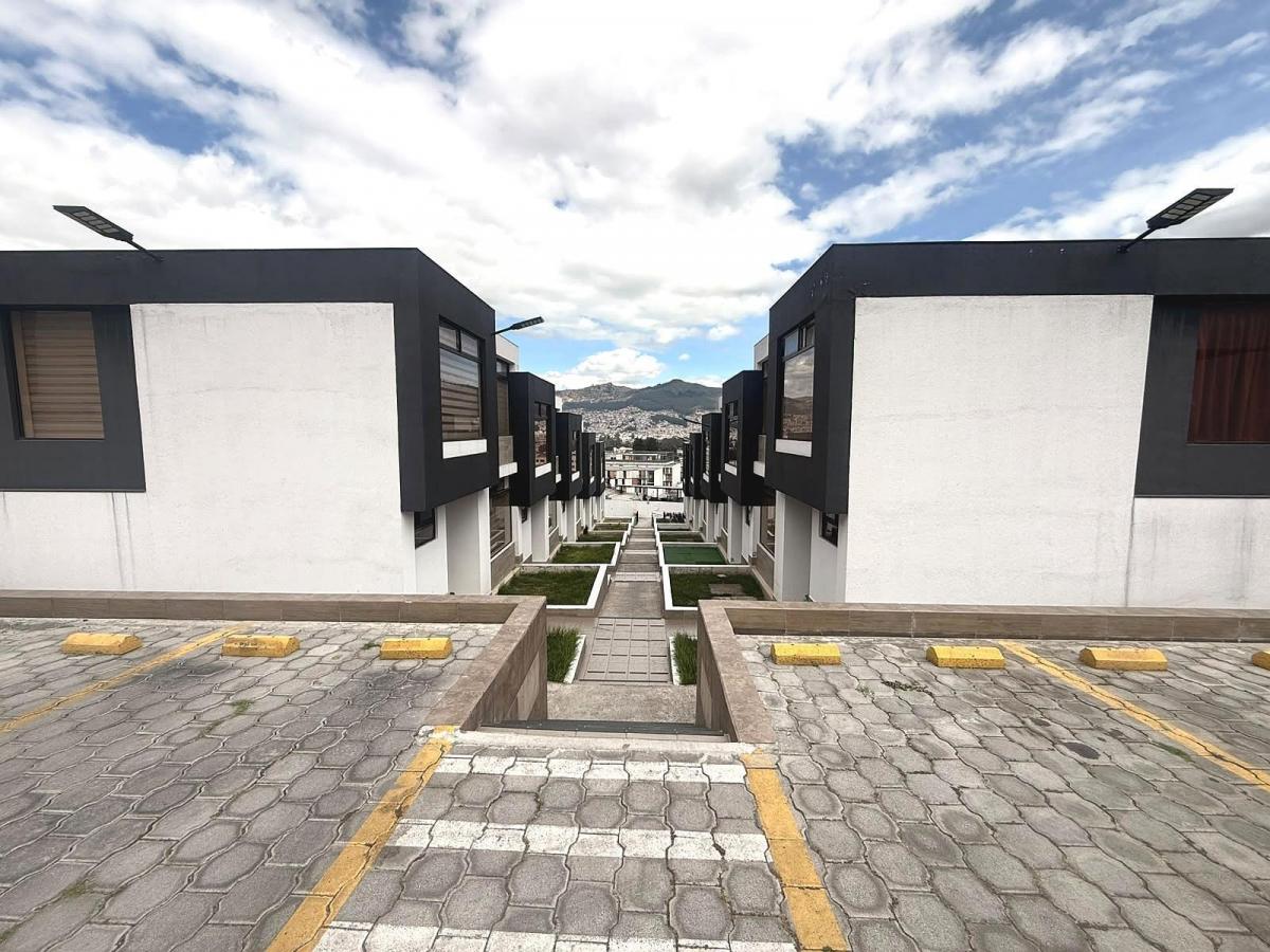 Casa en El Recreo — imagen 10