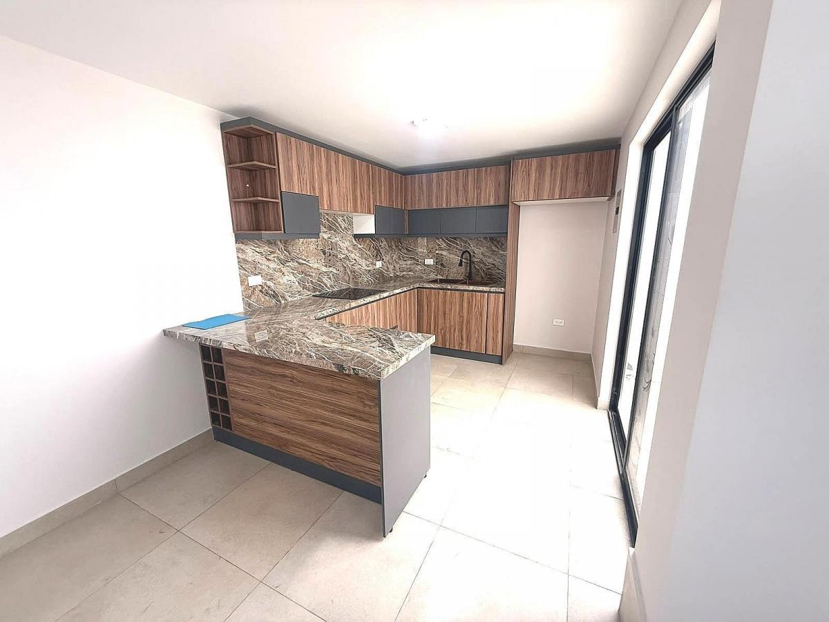 Casa en El Recreo — imagen 8