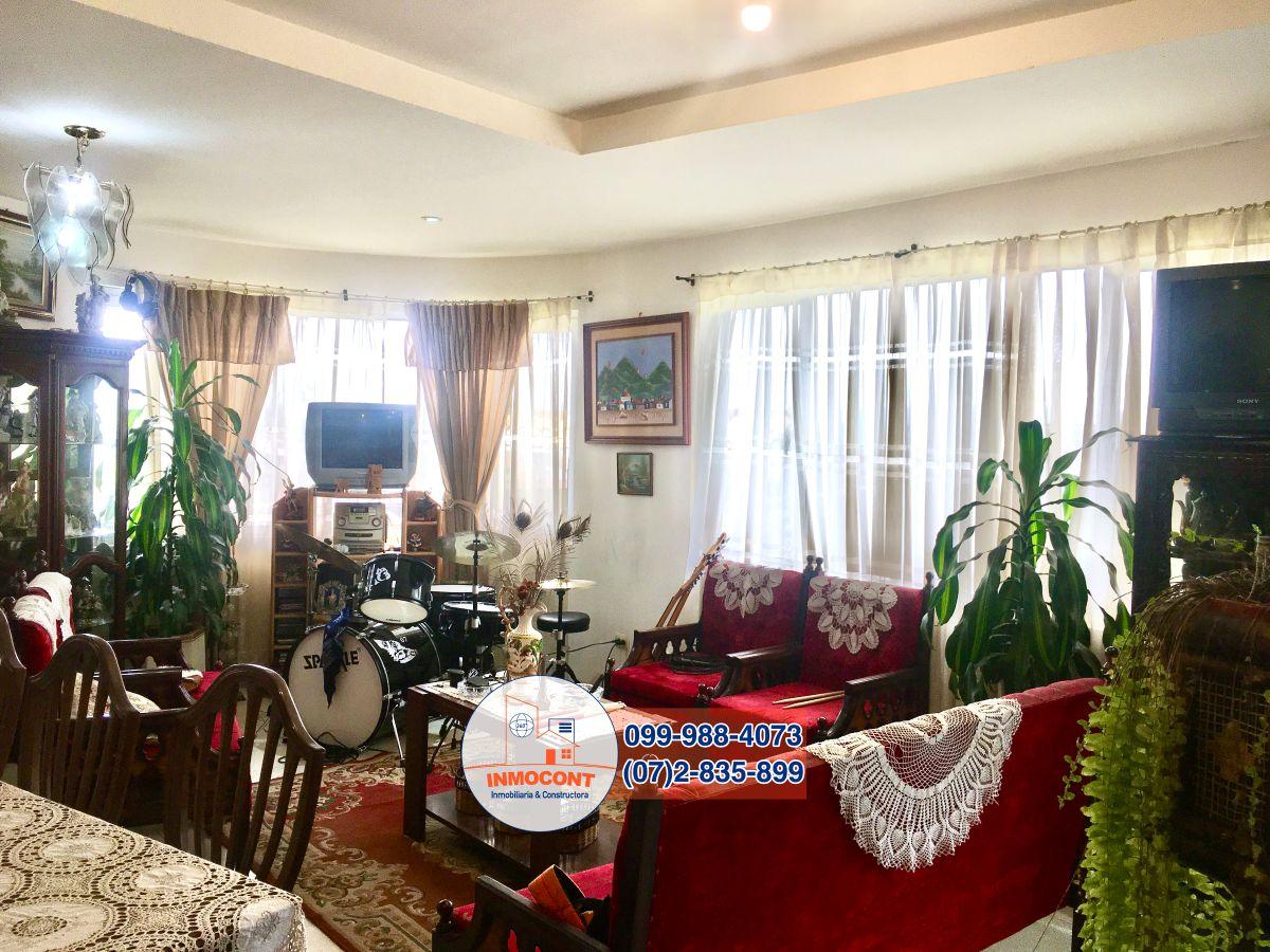 Casa Esquinera de 2 Plantas en Venta sector Control Sur, Unión con Camino Viejo a Baños, Azuay — imagen 7