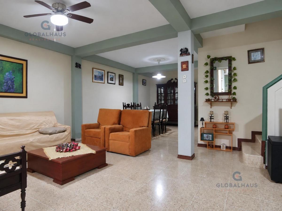 Venta Casa Esquinera Más Suite Independiente 204 m² de Terreno Samanes 5 E. I, Guayas — imagen 9