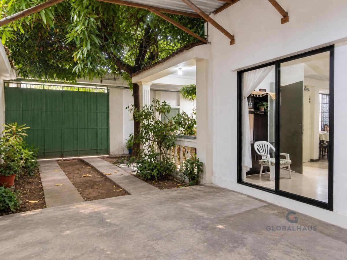 Venta Casa Esquinera Más Suite Independiente 204 m² de Terreno Samanes 5 E. I, Guayas — imagen 8