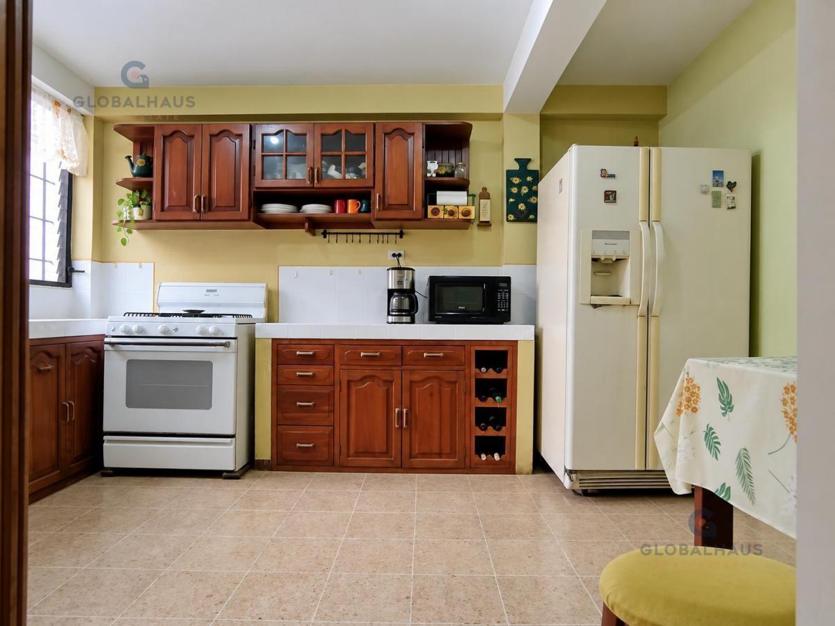 Venta Casa Esquinera Más Suite Independiente 204 m² de Terreno Samanes 5 E. I, Guayas — imagen 7