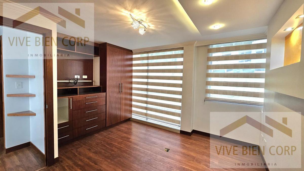 Vendo Casa de Dos Plantas en El Pinar Alto Dentro de Urbanización y con Seguridad de Primera — imagen 6