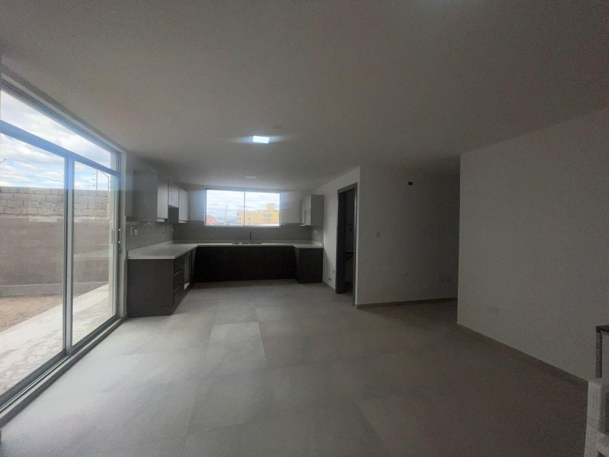 Departamento Moderno en La Av Ilalo — imagen 7