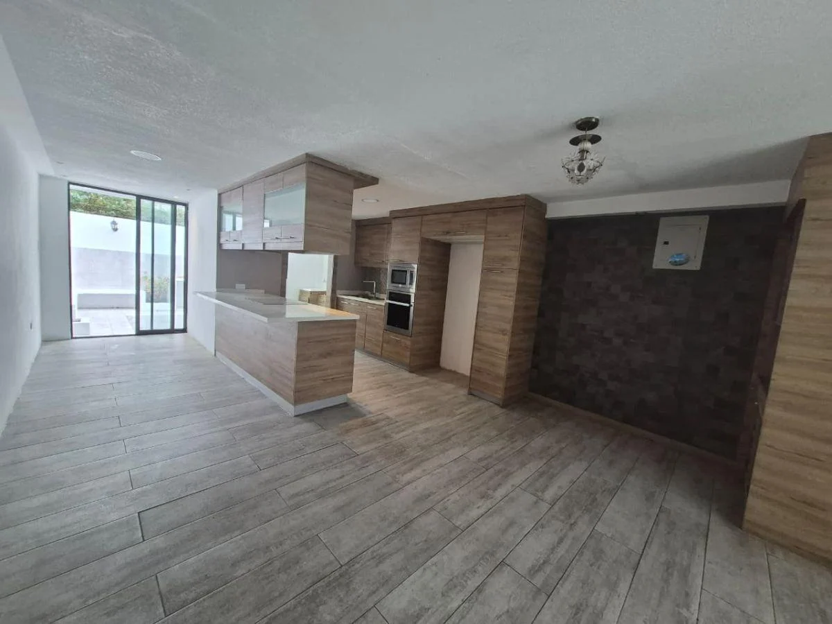 Ventas Casa Tres Domitorios San Isidro — imagen 9