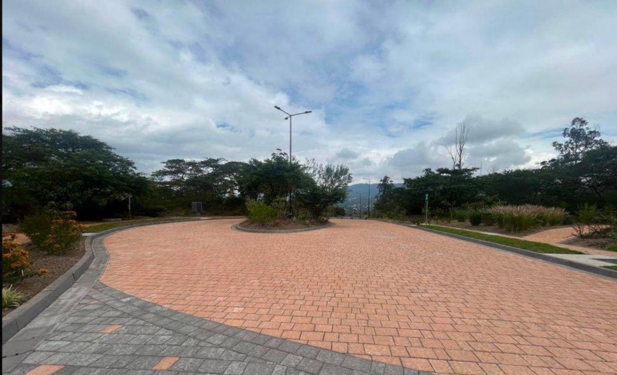Hermoso Terreno de Venta en Collaquí Tumbaco! — imagen 6