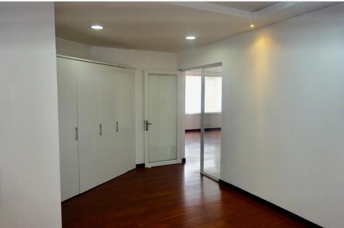 Oficina de Venta en Edf Corporativo en La Shyris — imagen 5