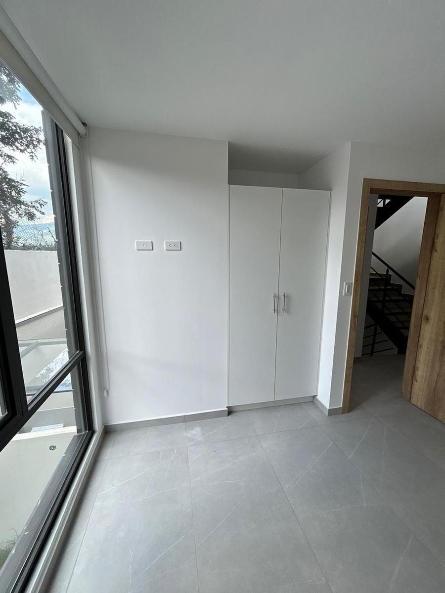 Casa por Estrenar Conjunto Altos del Prado - Tumbaco — imagen 4