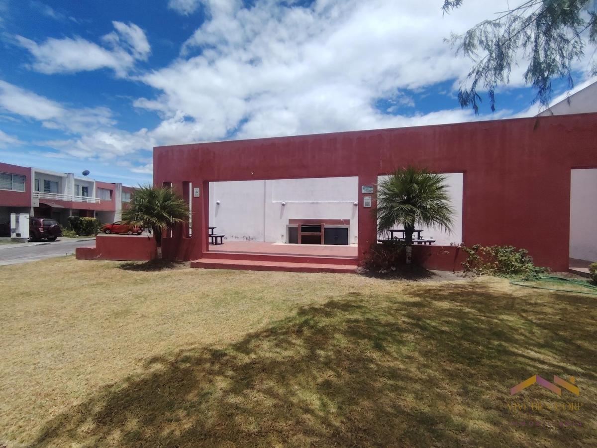Venta Casa 3 Dorm. con Estudio - Mirasierra - Los Chillos — imagen 10