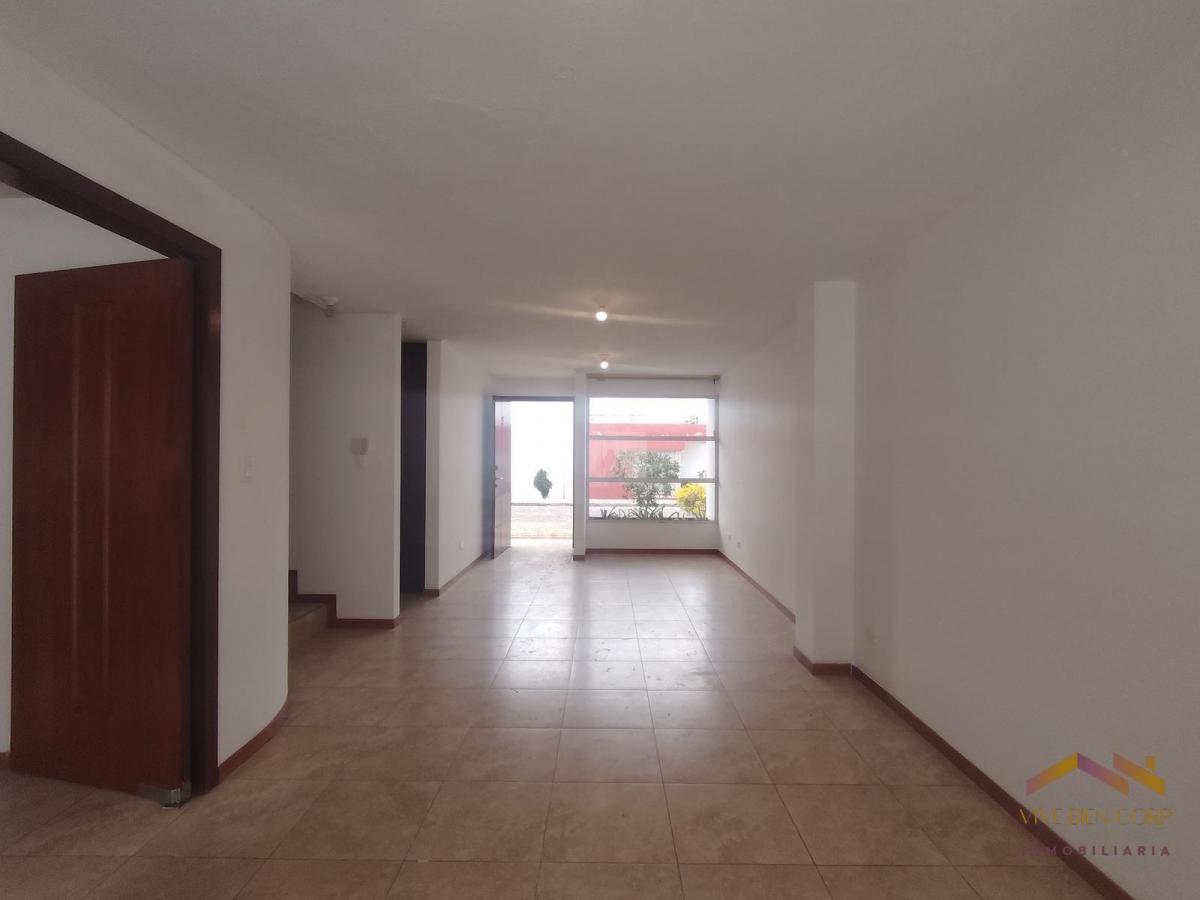 Venta Casa 3 Dorm. con Estudio - Mirasierra - Los Chillos — imagen 8