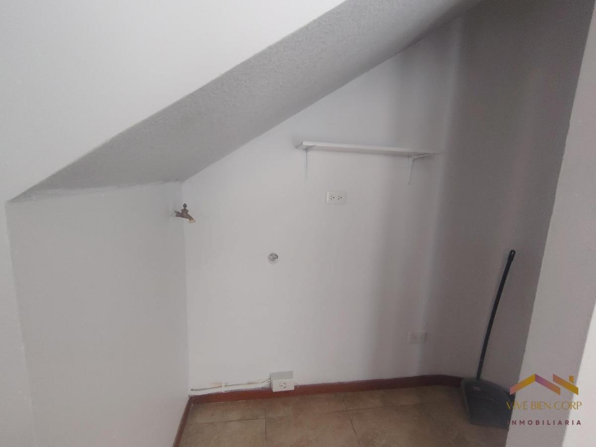 Venta Casa 3 Dorm. con Estudio - Mirasierra - Los Chillos — imagen 3