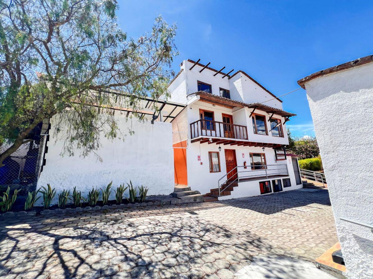 Propiedad Rentera de Venta Dentro de Urbanización Norte de Quito Renta Segura + Terreno Comercial — imagen 9