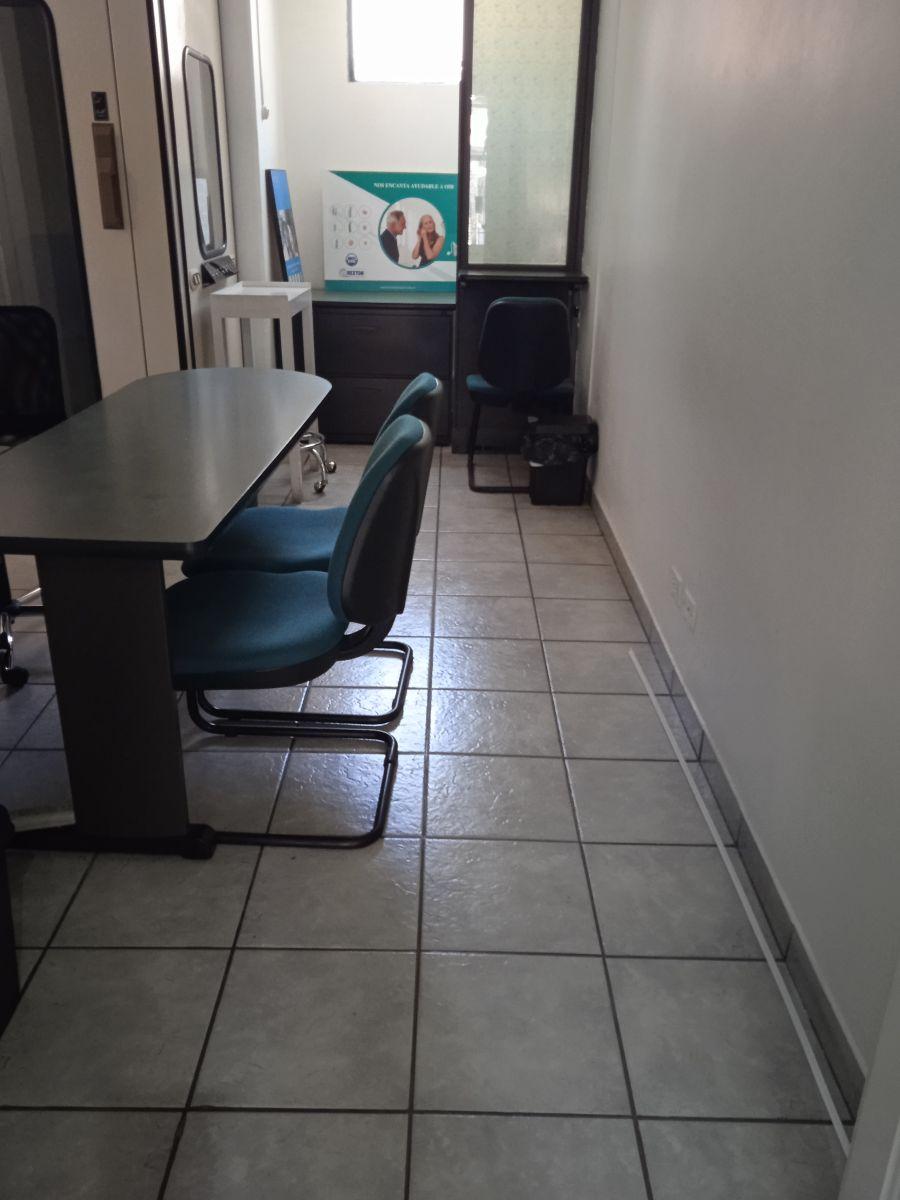 Local Comercial de 48 m² Ideal Para Todo Tipo de Negocio. Provincia de Pichincha — imagen 6