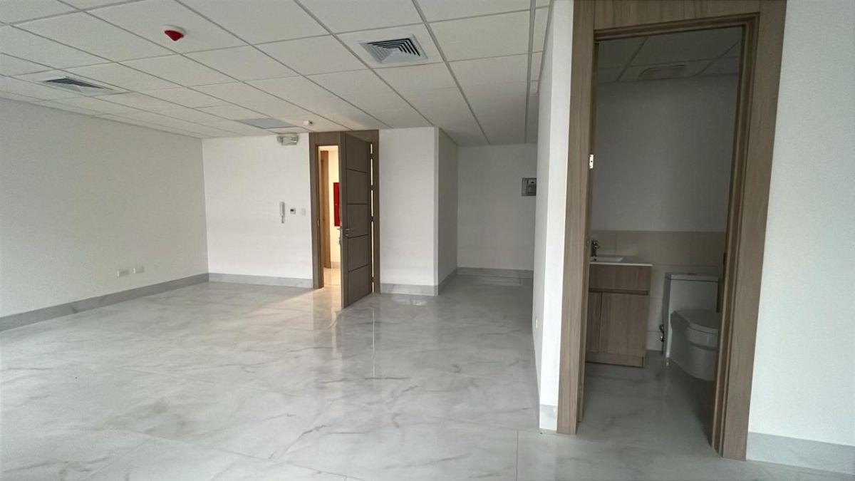 Venta Oficina 53 m² - Edif. Titanium - Av Febres Cordero - Ciudad Millenium, Guayas — imagen 6