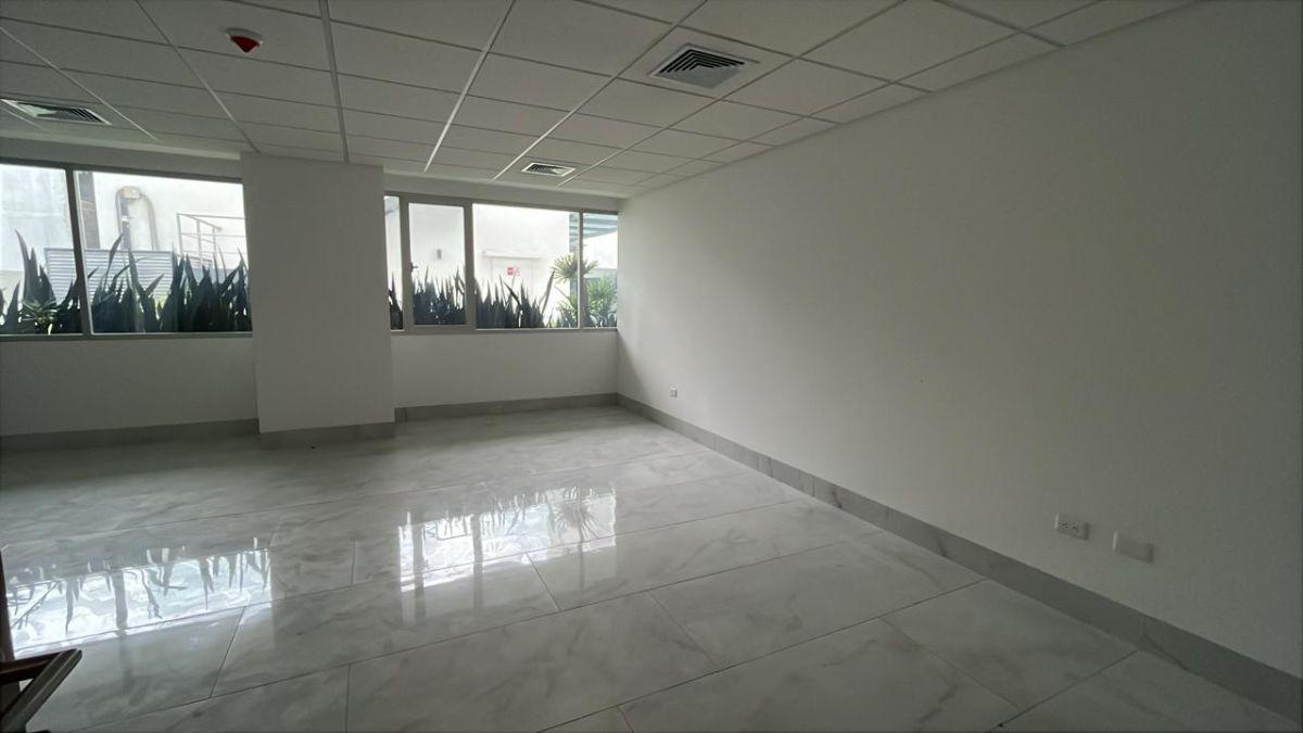 Venta Oficina 53 m² - Edif. Titanium - Av Febres Cordero - Ciudad Millenium, Guayas — imagen 5