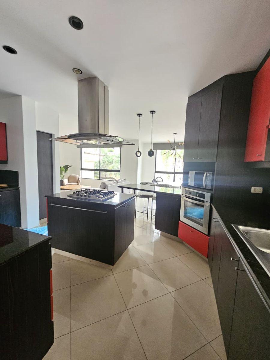 Casa de 454 m² con 4 Dorm. Gimnasio Sauna Piscina, Guayas — imagen 7