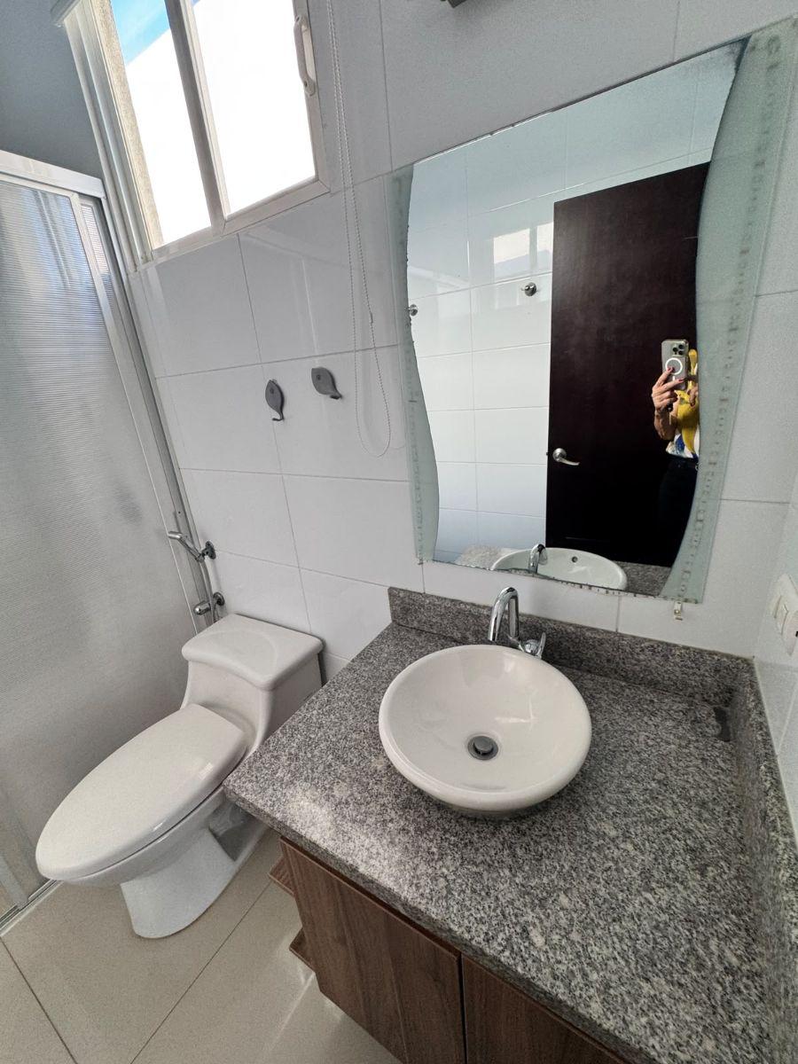Casa de 454 m² con 4 Dorm. Gimnasio Sauna Piscina, Guayas — imagen 4