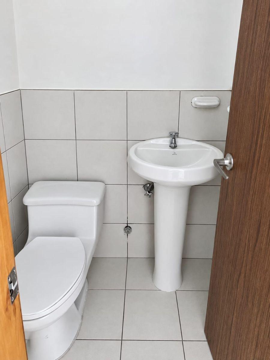 Oficina Comercial de 40 m² en Venta, Edificio Trade Building, Norte de Guayaquil, Guayas — imagen 3