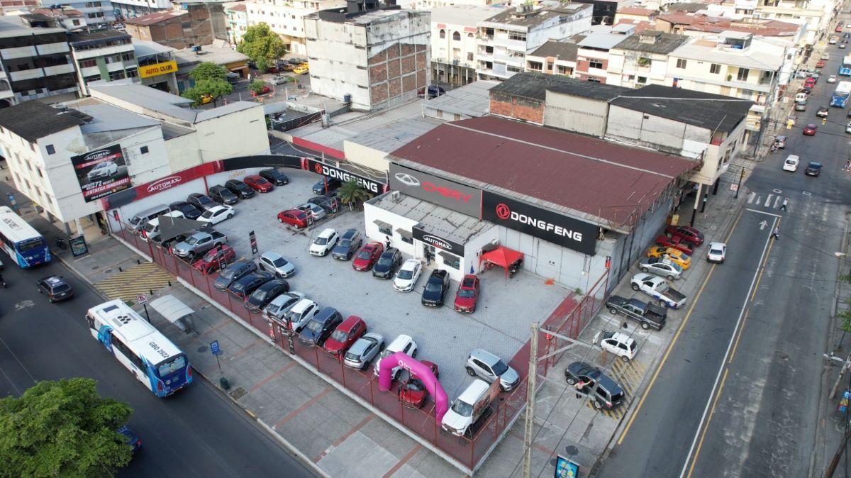 Terreno Comercial Esquinero en Calle Esmeraldas y Ballen - Centro de Guayaquil, Guayas — imagen 4