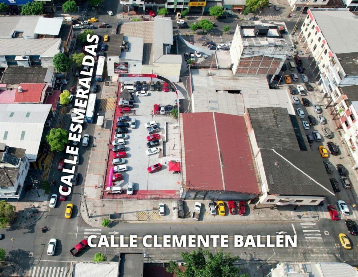 Terreno Comercial Esquinero en Calle Esmeraldas y Ballen - Centro de Guayaquil, Guayas — imagen 3