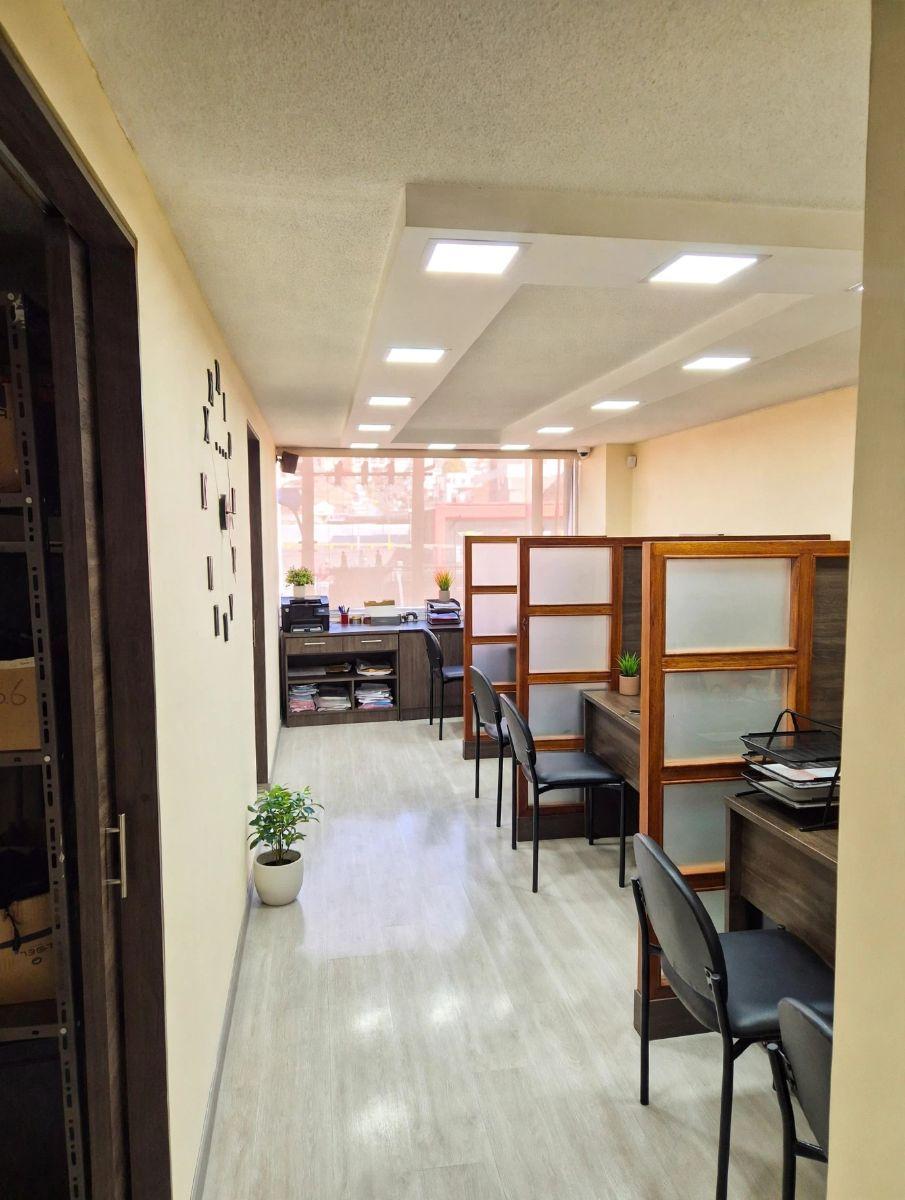 Oficina en Venta, Avda 10 de Agosto — imagen 8