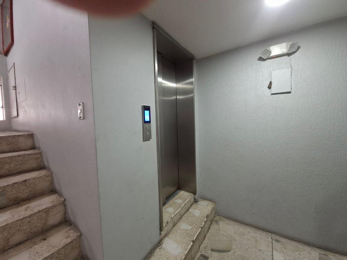 Oficina en Venta, Avda 10 de Agosto — imagen 6