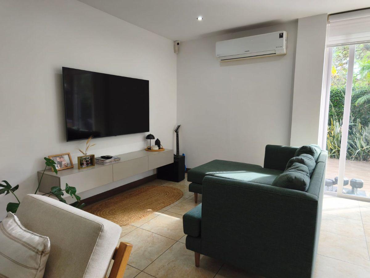 Casa de Venta en La Urb. Villas del Bosque, 3 Dorm., Vía a La Costa. Guayas — imagen 7