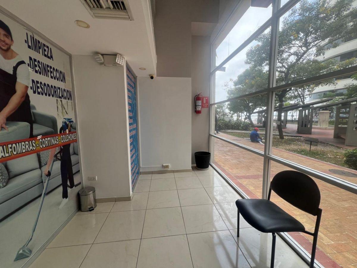 Vendo Local Comercial Puerto Santa Ana, Guayas — imagen 9