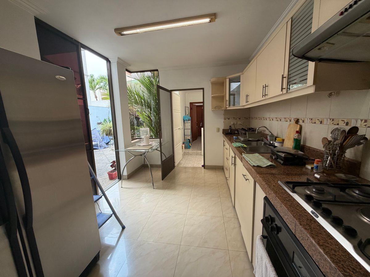 Vendo Casa 4 Dorm. Km. 7 Via a Samborondon, Guayas — imagen 7