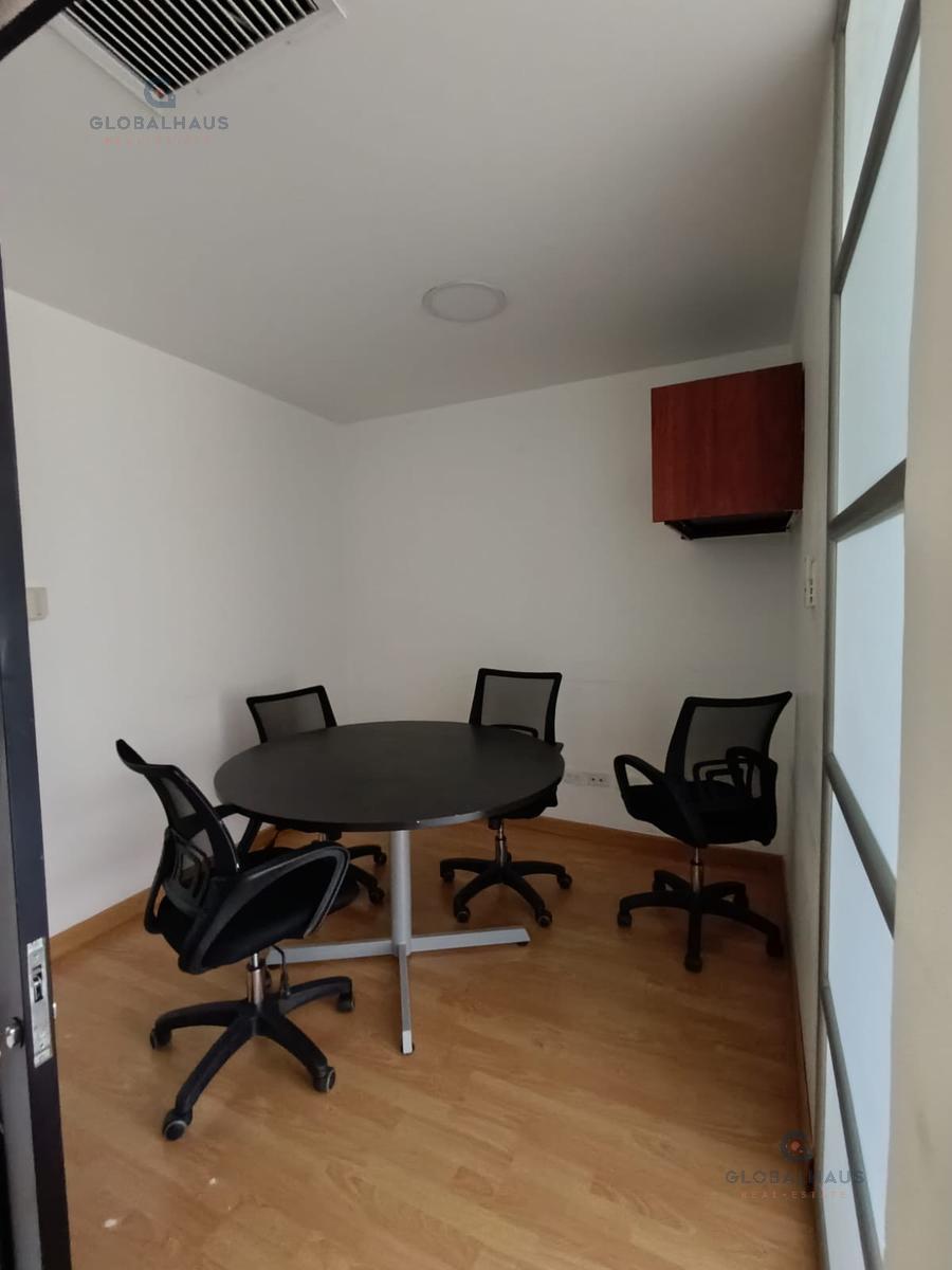 Venta o Alquiler de Oficina Amoblada en Edificio Equilibrium, 38 m² V. B, Guayas — imagen 5