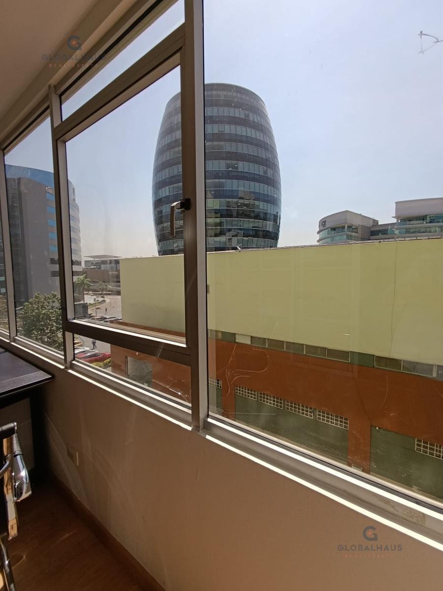 Venta o Alquiler de Oficina Amoblada en Edificio Equilibrium, 38 m² V. B, Guayas — imagen 3